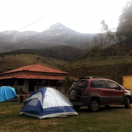 Camping E Hostel Refugio Dos Horizontes กาตาส อัลตาส ภายนอก รูปภาพ